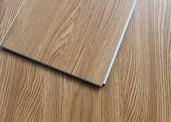 SPC Rigid Click Dry Back Vinyl Plank Lantai Tekstur Kayu Dengan Busa IXPE