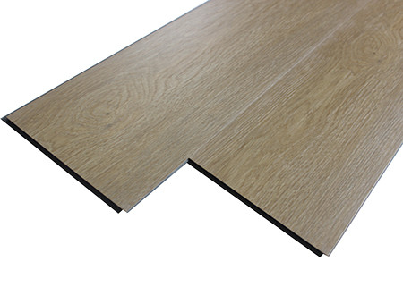 PVC Saling Mewah Vinyl Laminate Flooring Wear Layer 0.1-0.7mm Stabilitas Yang Kuat