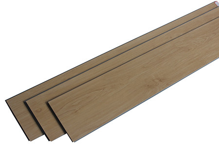 Anti Slip PVC Laminate Flooring Ukuran Disesuaikan Dengan Klik Kunci / Lapisan UV Selesai